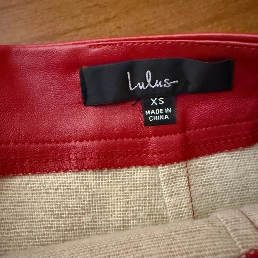 LULUS Sz XS Corte Red Vegan Leather Mini Skirt Going Out Date Night Valentines